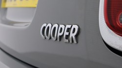 2019 (69) MINI HATCHBACK 1.5 Cooper Sport II 5dr 5597612