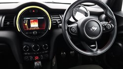 2019 (69) MINI HATCHBACK 1.5 Cooper Sport II 5dr 5597651