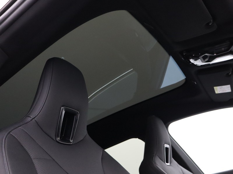 2022 (22) BMW iX 240kW xDrive40 M Sport 76.6kWh 5dr Auto 5575344