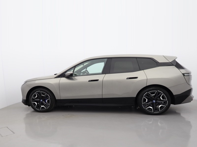 2022 (22) BMW iX 240kW xDrive40 M Sport 76.6kWh 5dr Auto 5575299