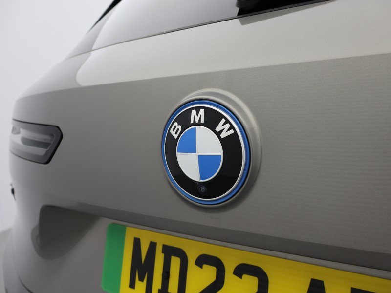 2022 (22) BMW iX 240kW xDrive40 M Sport 76.6kWh 5dr Auto 5575306