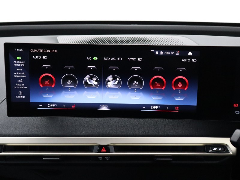 2022 (22) BMW iX 240kW xDrive40 M Sport 76.6kWh 5dr Auto 5575357