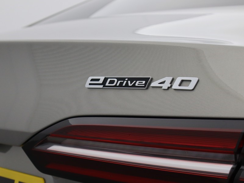 2025 (75) BMW I5 250kW eDrive40 M Sport 84kWh 4dr Auto 5553338