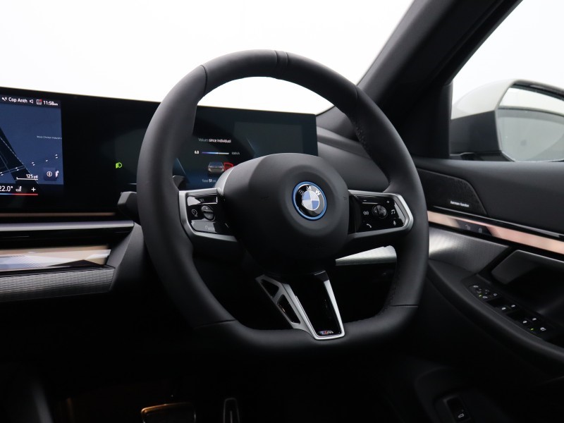 2025 (75) BMW I5 250kW eDrive40 M Sport 84kWh 4dr Auto 5553393