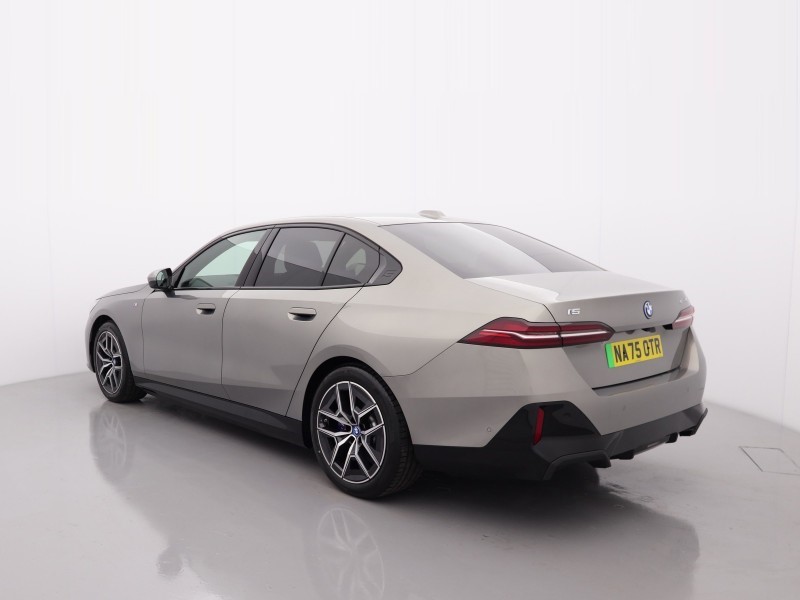 2025 (75) BMW I5 250kW eDrive40 M Sport 84kWh 4dr Auto 5553333