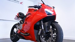 2022 (22) Ducati Panigale V2 2681729