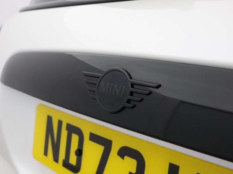 2023 (73) MINI HATCHBACK 2.0 John Cooper Works Premium 3dr Auto 5565594