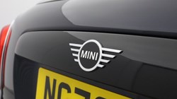 2023 (73) MINI HATCHBACK 1.5 Cooper Exclusive Premium 5dr Auto 5570008