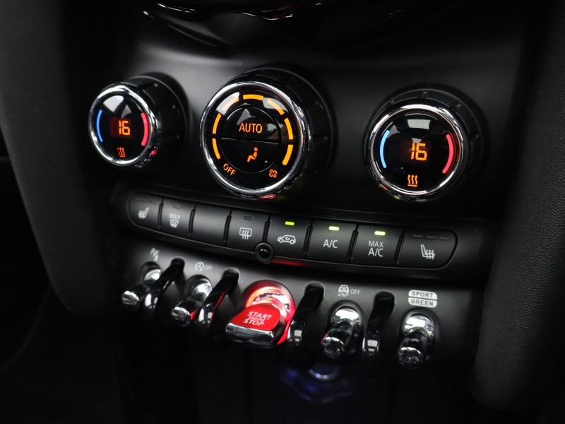 2022 (22) MINI HATCHBACK 1.5 Cooper Exclusive 5dr Auto 5580195