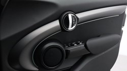 2022 (22) MINI HATCHBACK 1.5 Cooper Exclusive 5dr Auto 5580183