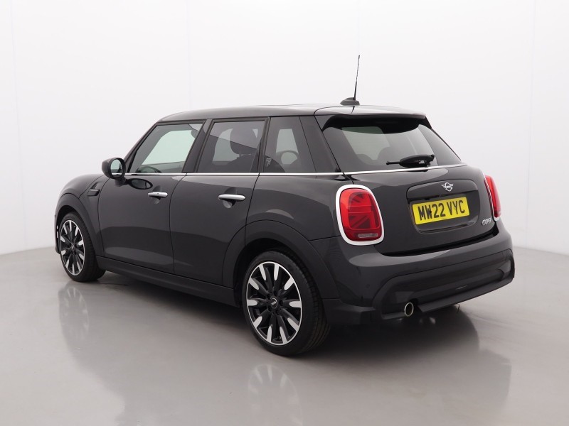 2022 (22) MINI HATCHBACK 1.5 Cooper Exclusive 5dr Auto