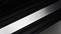 2022 (22) MINI HATCHBACK 1.5 Cooper Exclusive 5dr Auto 5580182