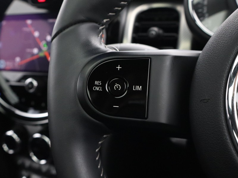 2022 (22) MINI HATCHBACK 1.5 Cooper Exclusive 5dr Auto 5580210