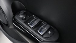2022 (22) MINI HATCHBACK 1.5 Cooper Exclusive 5dr Auto 5580187