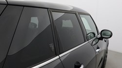 2022 (22) MINI HATCHBACK 1.5 Cooper Exclusive 5dr Auto 5580174
