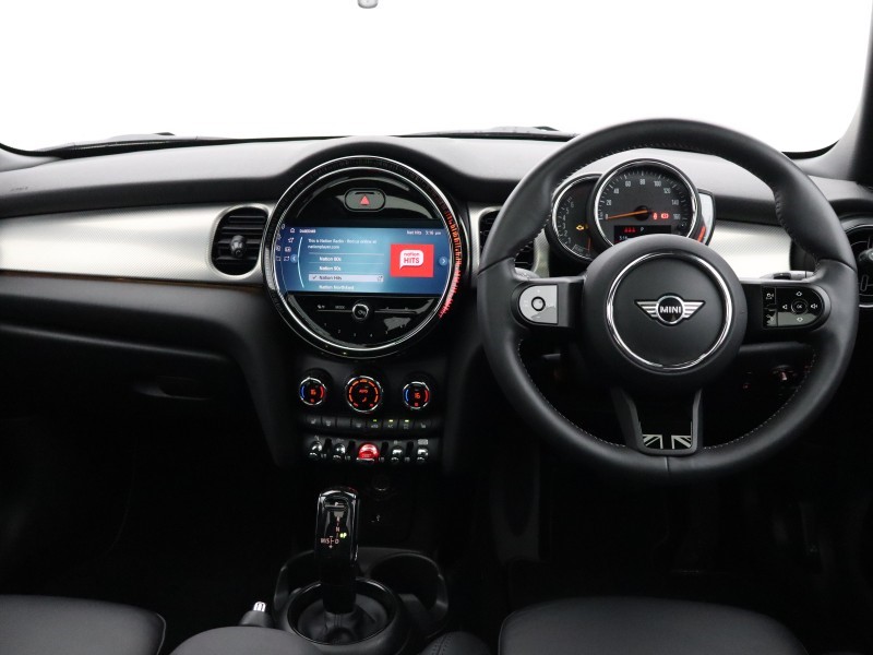 2022 (22) MINI HATCHBACK 1.5 Cooper Exclusive 5dr Auto 5580217