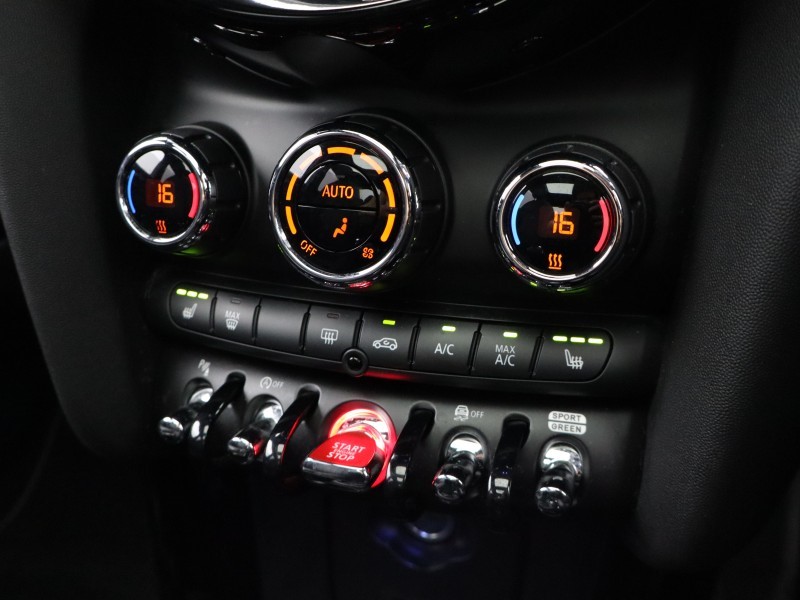 2022 (22) MINI HATCHBACK 1.5 Cooper Exclusive 5dr Auto 5580196