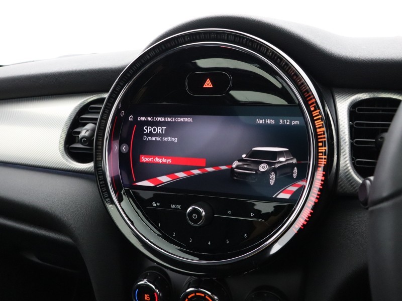 2022 (22) MINI HATCHBACK 1.5 Cooper Exclusive 5dr Auto 5580200