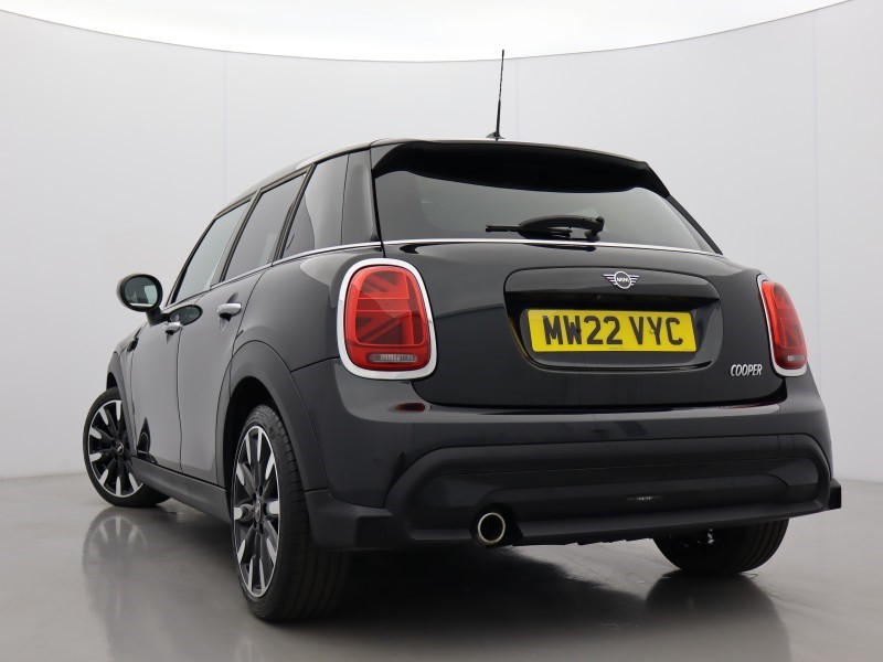 2022 (22) MINI HATCHBACK 1.5 Cooper Exclusive 5dr Auto 5580225