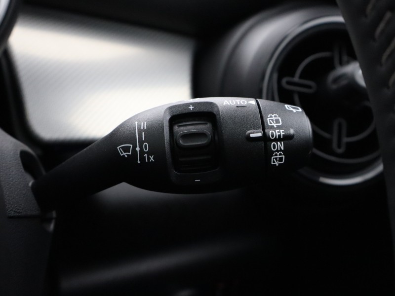 2022 (22) MINI HATCHBACK 1.5 Cooper Exclusive 5dr Auto 5580214