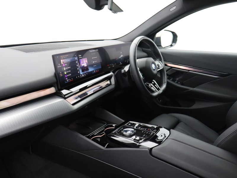 2024 (24) BMW I5 250kW eDrive40 M Sport 84kWh 4dr Auto 5566549