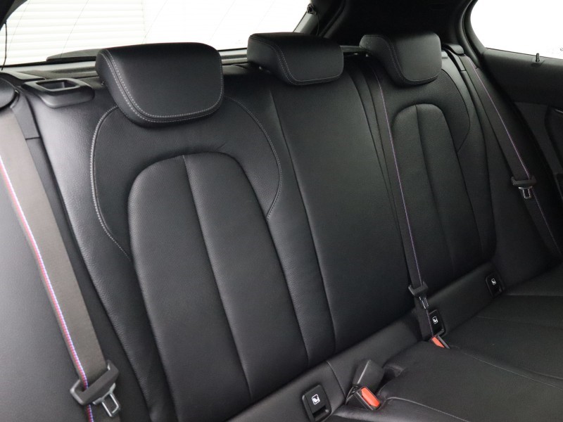 2021 (21) BMW 1 SERIES 118i M Sport 5dr 5601105