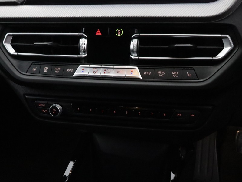 2021 (21) BMW 1 SERIES 118i M Sport 5dr 5601104