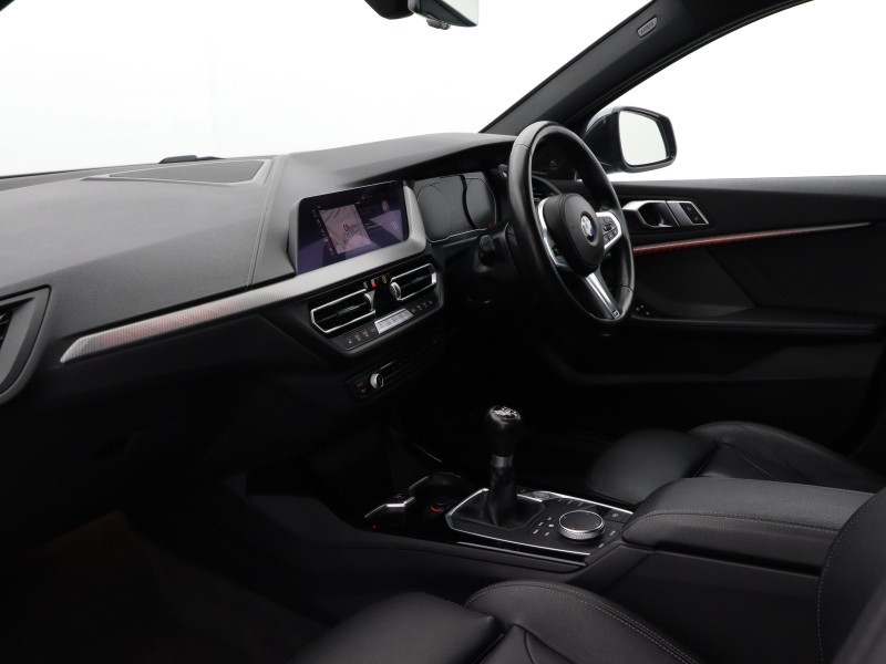 2021 (21) BMW 1 SERIES 118i M Sport 5dr 5601115