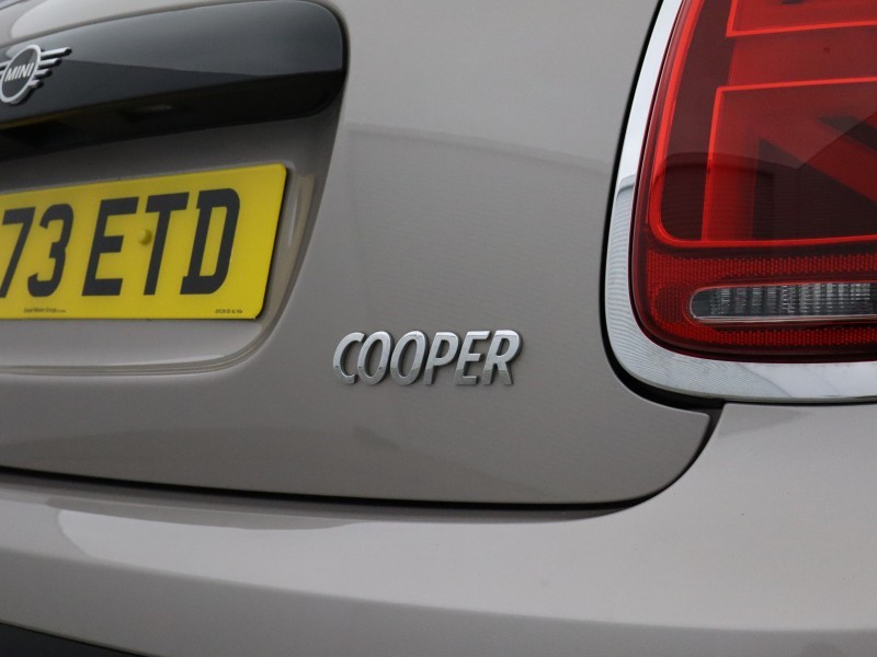 2023 (73) MINI HATCHBACK 1.5 Cooper Classic 3dr Auto 5574877