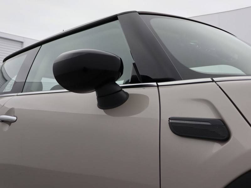 2023 (73) MINI HATCHBACK 1.5 Cooper Classic 3dr Auto 5574883