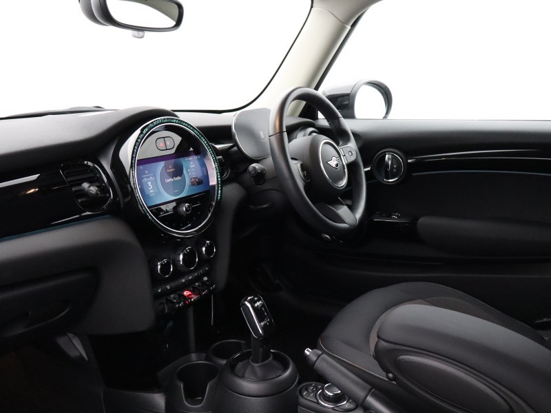 2023 (73) MINI HATCHBACK 1.5 Cooper Classic 3dr Auto 5574925
