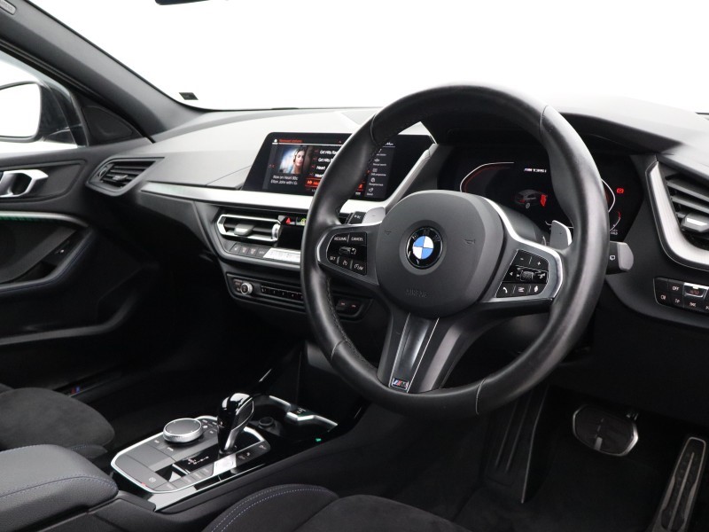 2024 (24) BMW 1 SERIES M135i xDrive 5dr Step Auto 5587573