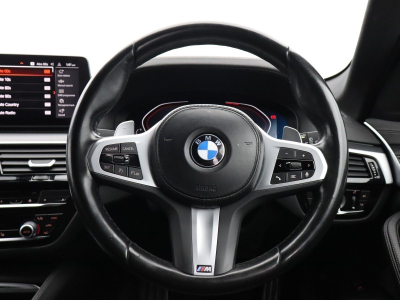2023 (73) BMW 5 SERIES 520d MHT M Sport 5dr Step Auto 5616937