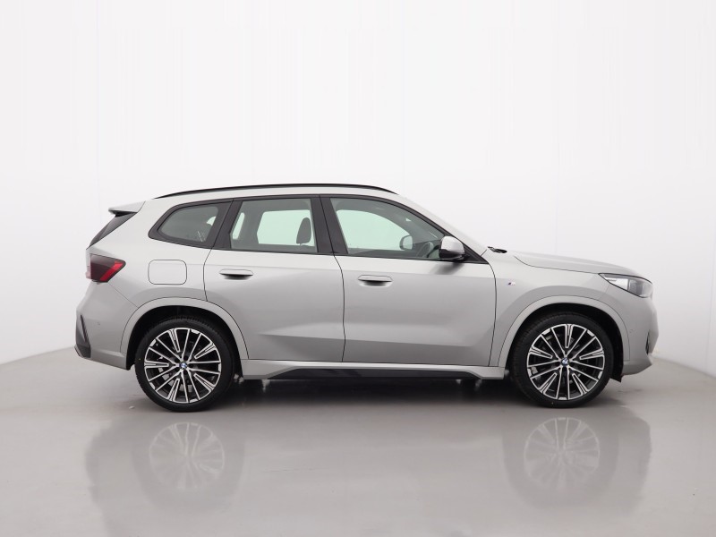 2023 (73) BMW X1 xDrive 23i MHT M Sport 5dr Step Auto 5620829