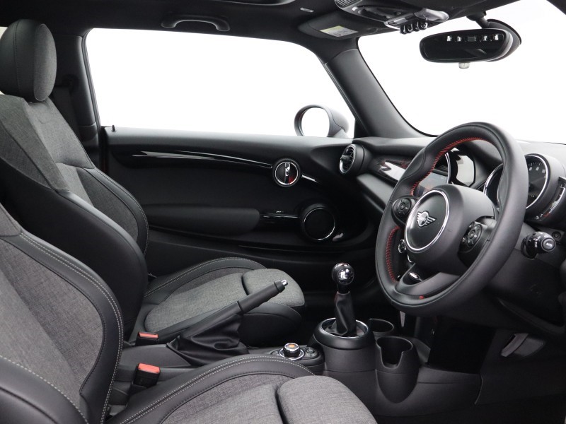 2018 (68) MINI HATCHBACK 2.0 Cooper S II 3dr 5625813