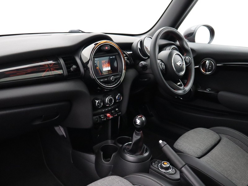 2018 (68) MINI HATCHBACK 2.0 Cooper S II 3dr 5625814