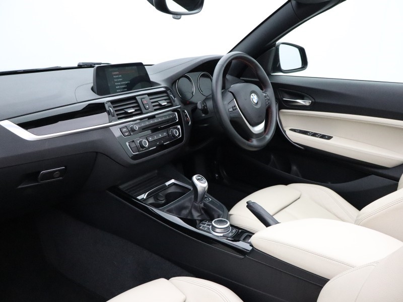 2020 (70) BMW 2 SERIES 218i Sport 2dr [Nav] 5602775
