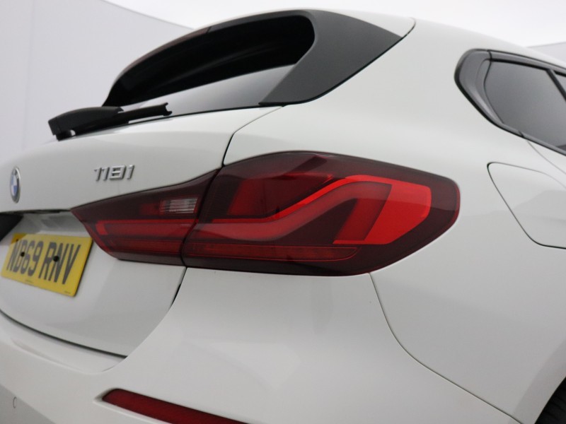 2020 (69) BMW 1 SERIES 118i Sport 5dr 5615034