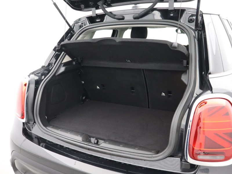 2022 (72) MINI HATCHBACK 1.5 Cooper Classic 5dr Auto 5657310