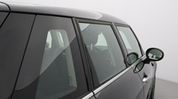 2022 (72) MINI HATCHBACK 1.5 Cooper Classic 5dr Auto 5657311