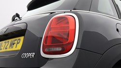2022 (72) MINI HATCHBACK 1.5 Cooper Classic 5dr Auto 5657306