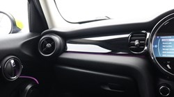 2022 (72) MINI HATCHBACK 1.5 Cooper Classic 5dr Auto 5657342