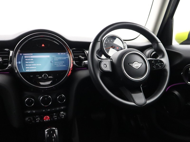 2022 (72) MINI HATCHBACK 1.5 Cooper Classic 5dr Auto 5657340