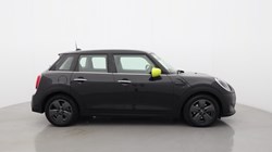 2022 (72) MINI HATCHBACK 1.5 Cooper Classic 5dr Auto 5657422