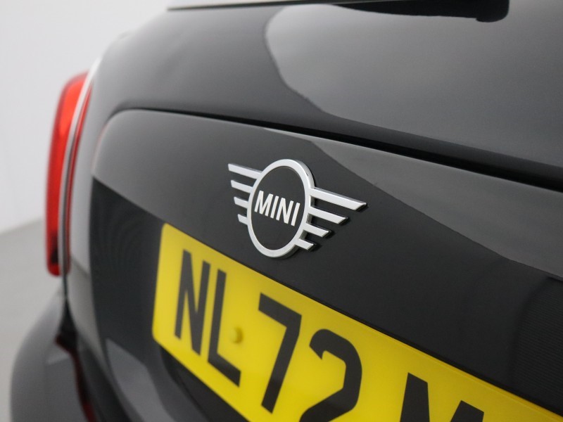 2022 (72) MINI HATCHBACK 1.5 Cooper Classic 5dr Auto 5657308