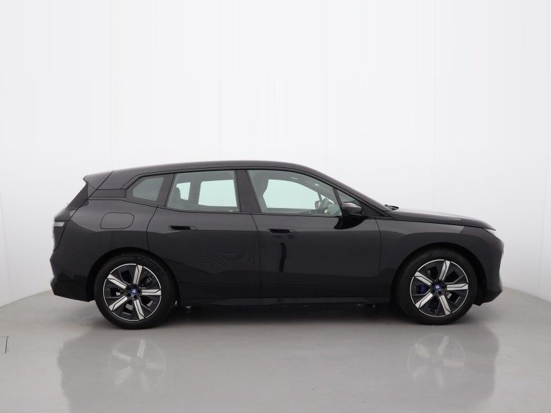 2023 (73) BMW iX 240kW xDrive40 M Sport 76.6kWh 5dr Auto 5658637
