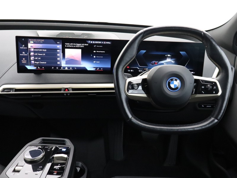 2023 (73) BMW iX 240kW xDrive40 M Sport 76.6kWh 5dr Auto 5658686