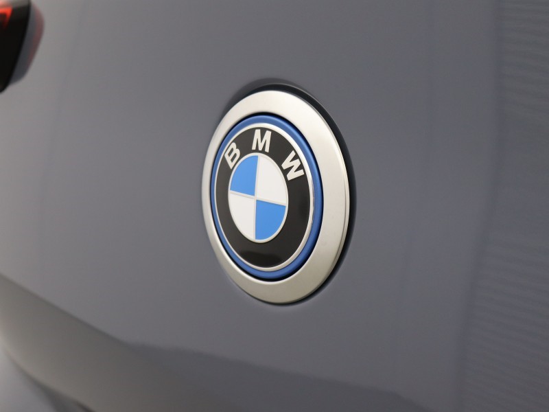 2024 (24) BMW iX2 150kW eDrive20 M Sport 65kWh 5dr Auto 5601959