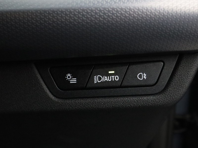 2024 (24) BMW iX2 150kW eDrive20 M Sport 65kWh 5dr Auto 5601980