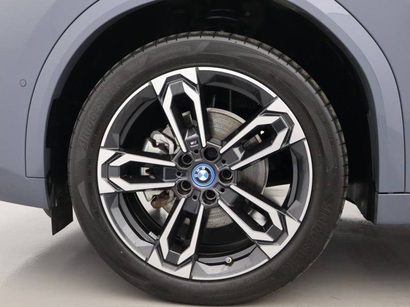 2024 (24) BMW iX2 150kW eDrive20 M Sport 65kWh 5dr Auto 5601969